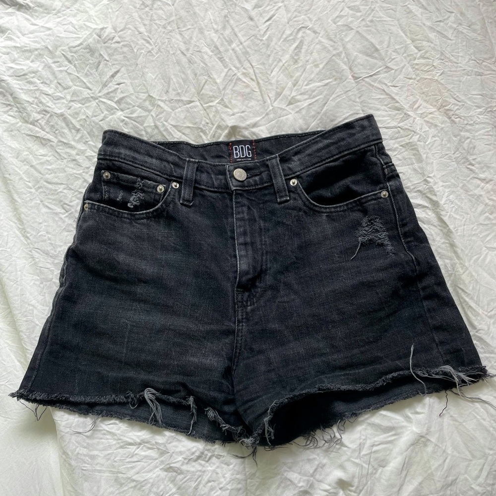 BDG Girlfriend High-Waisted Denim Short
